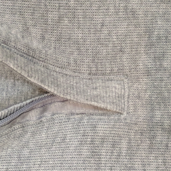 AXCESS 1/4 ZIP - Picture 5 of 8